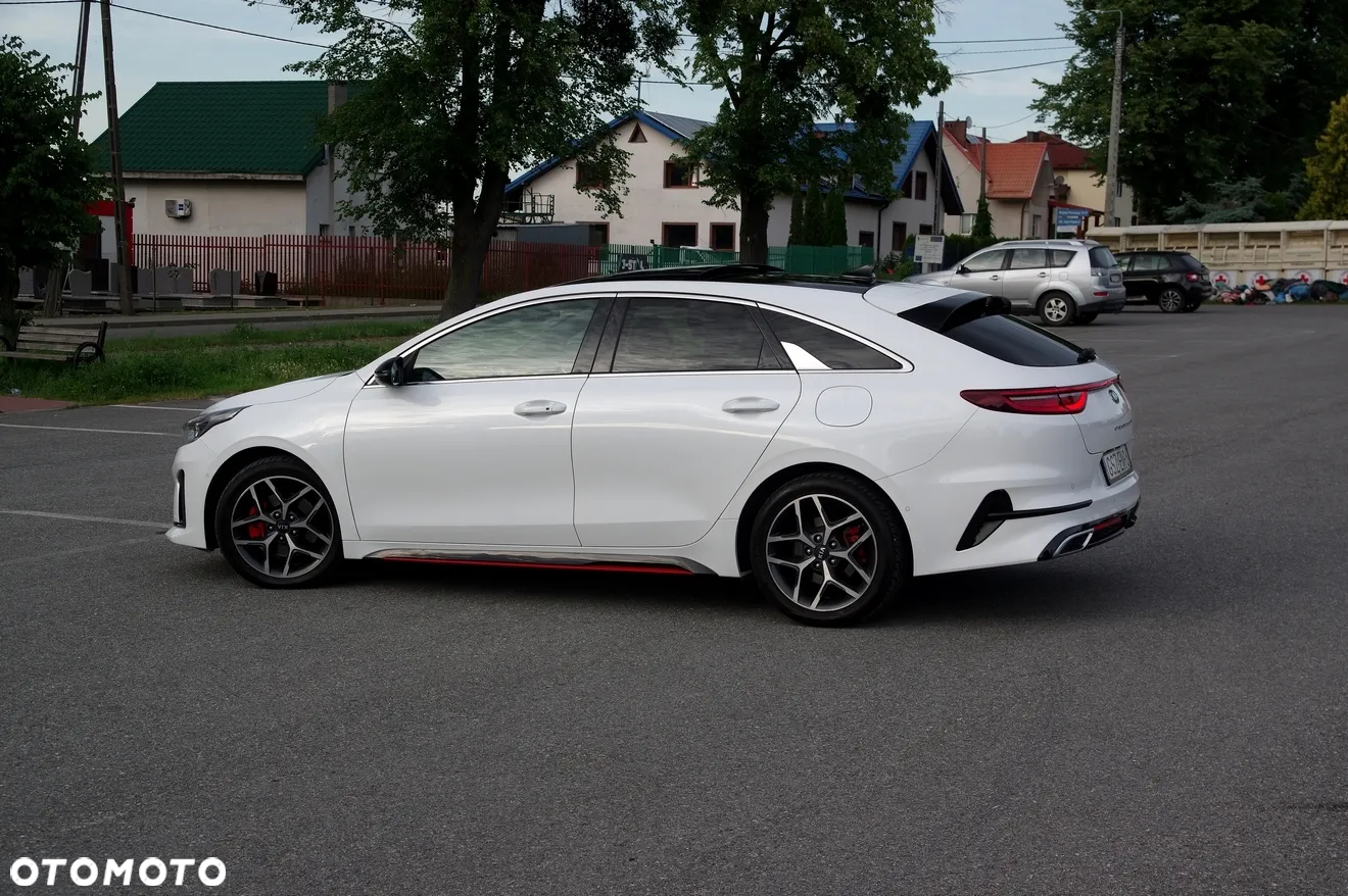 Kia ProCeed 1.6 CRDi GT Line DCT - 13
