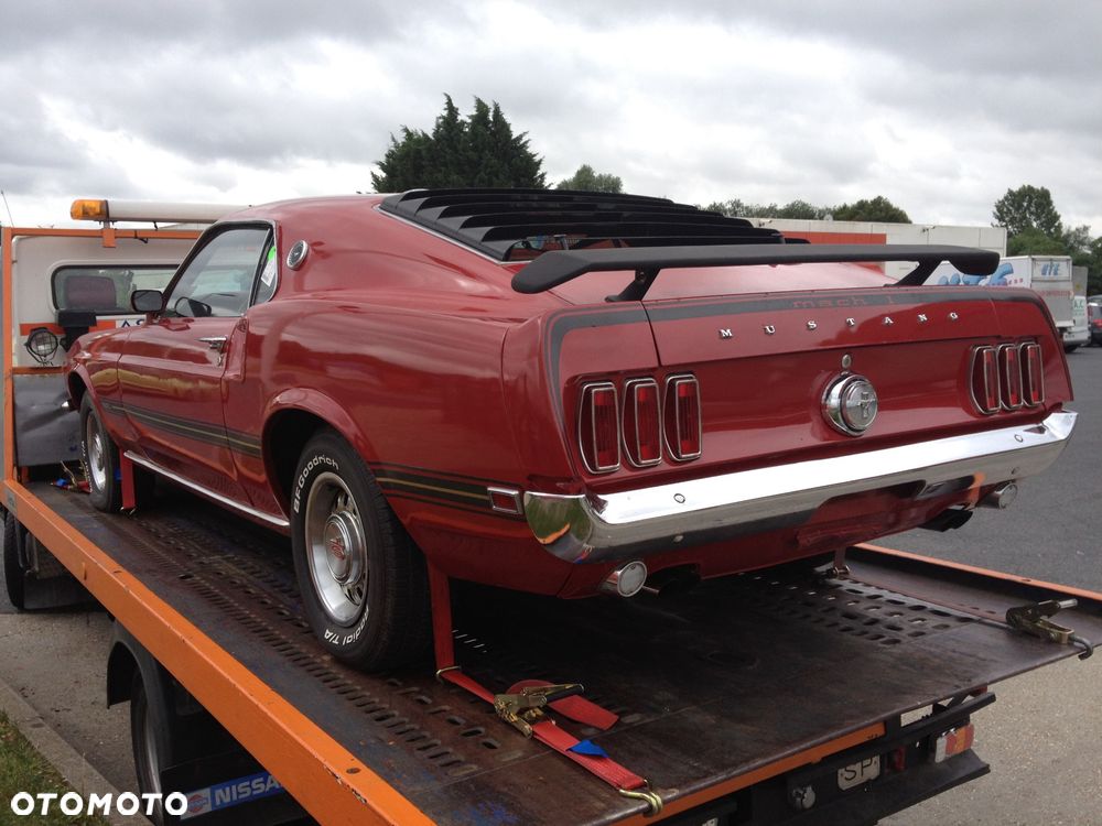 Ford Mustang - 10