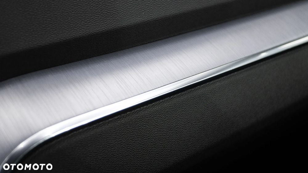 Volvo V60 B3 B Momentum Core - 29