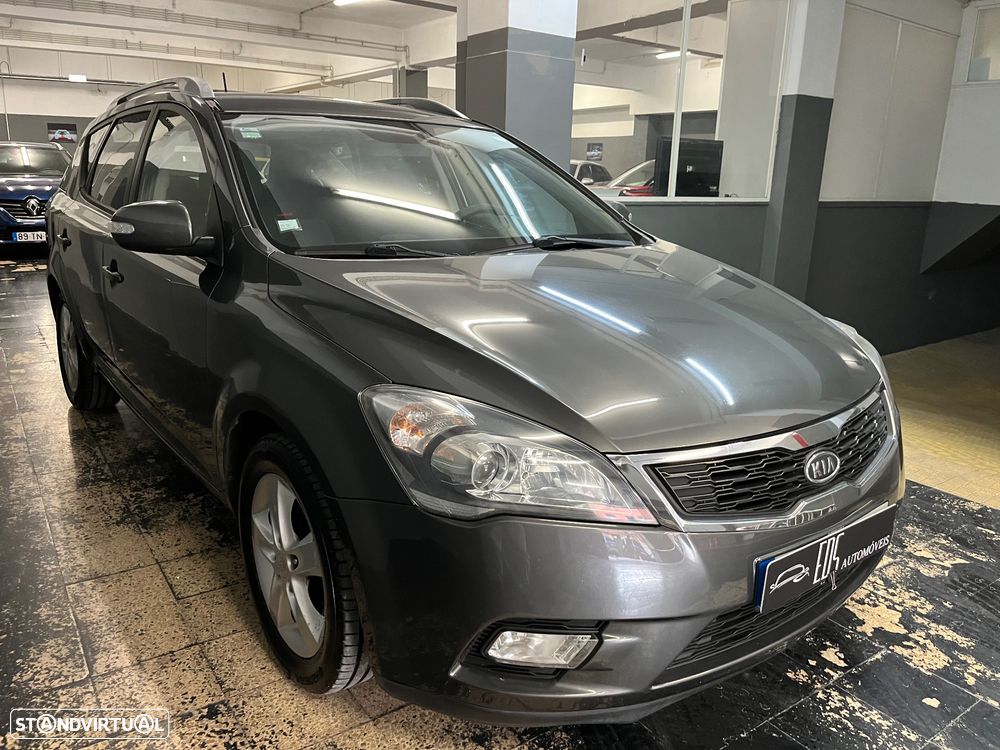 Kia Ceed SW 1.6 CRDi EX ISG - 3