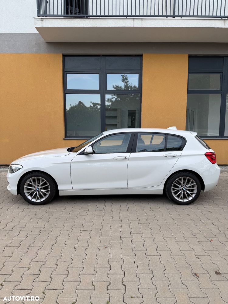 BMW Seria 1 118i Sport Line Shadow - 2