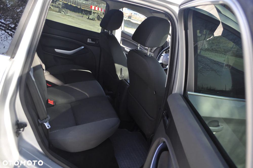 Ford Kuga 2.0 TDCi Trend - 11