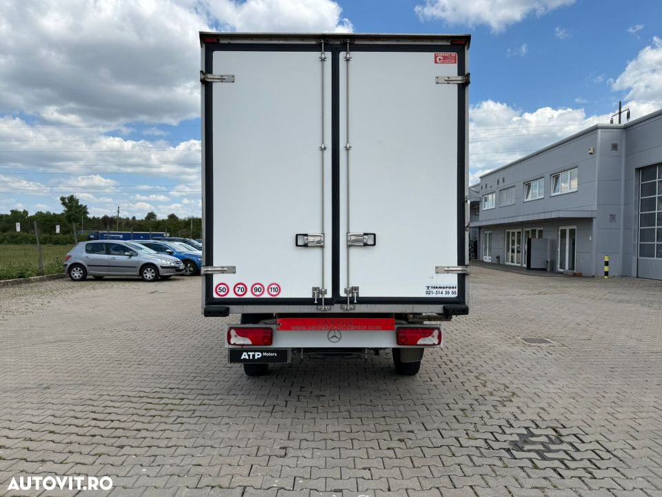 Mercedes-Benz Sprinter - 7