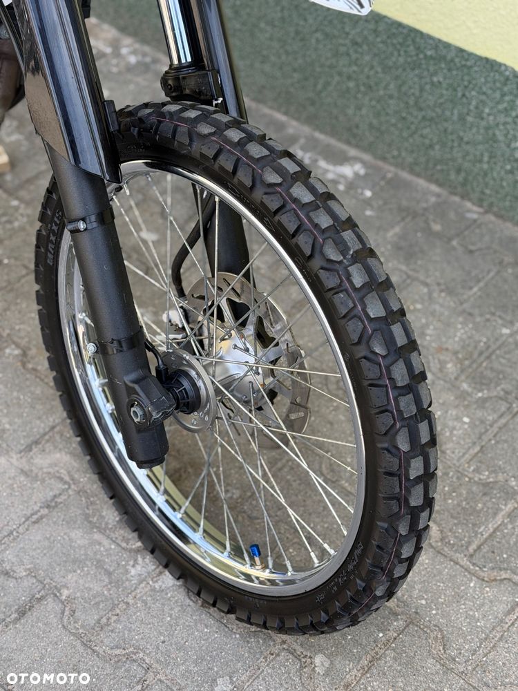 Yamaha WR - 3