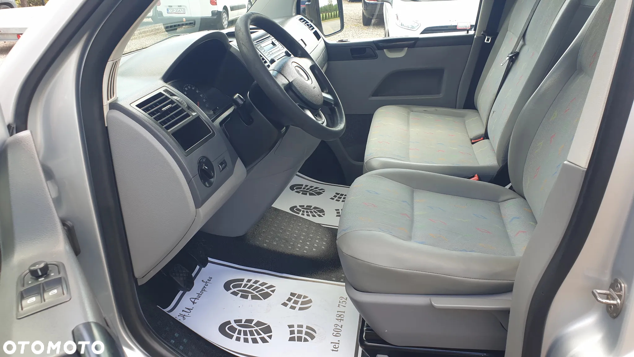 Volkswagen Transporter T5 - 11