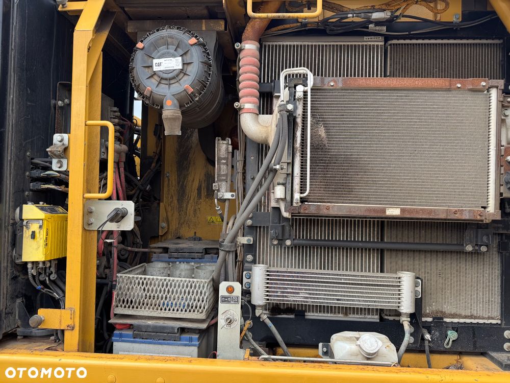Caterpillar CAT 323FL (320 , 324, 326) - 17