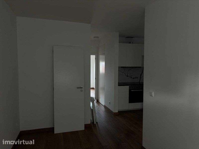 Aluga-se ANDAR MORADIA T2 , Vila Nova de Gaia - Grande imagem: 3/12