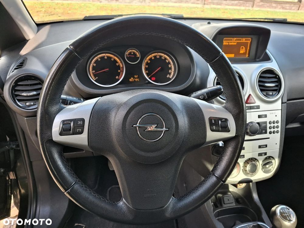 Opel Corsa 1.4 16V 150 Jahre - 16