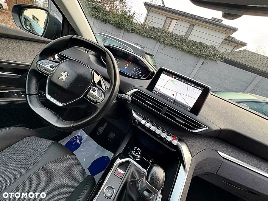 Peugeot 5008 BlueHDi 130 Allure Pack - 32