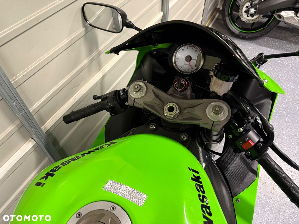 Kawasaki Ninja - 7