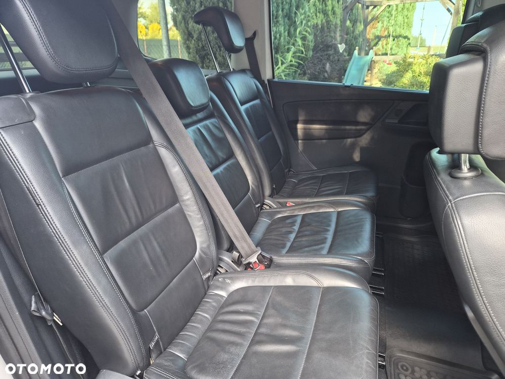 Volkswagen Sharan - 8
