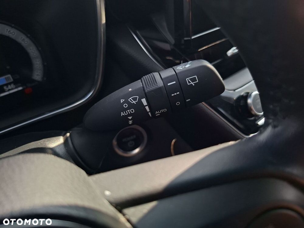 Toyota Corolla 1.8 Hybrid Comfort - 20
