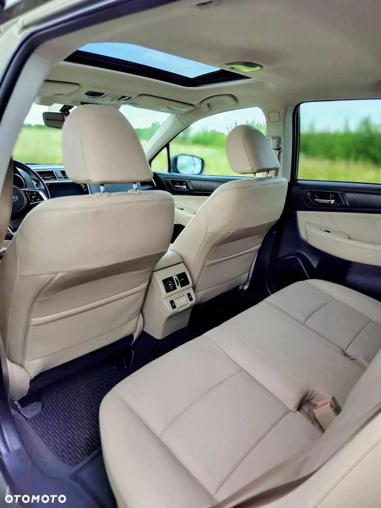 Subaru Outback - 10