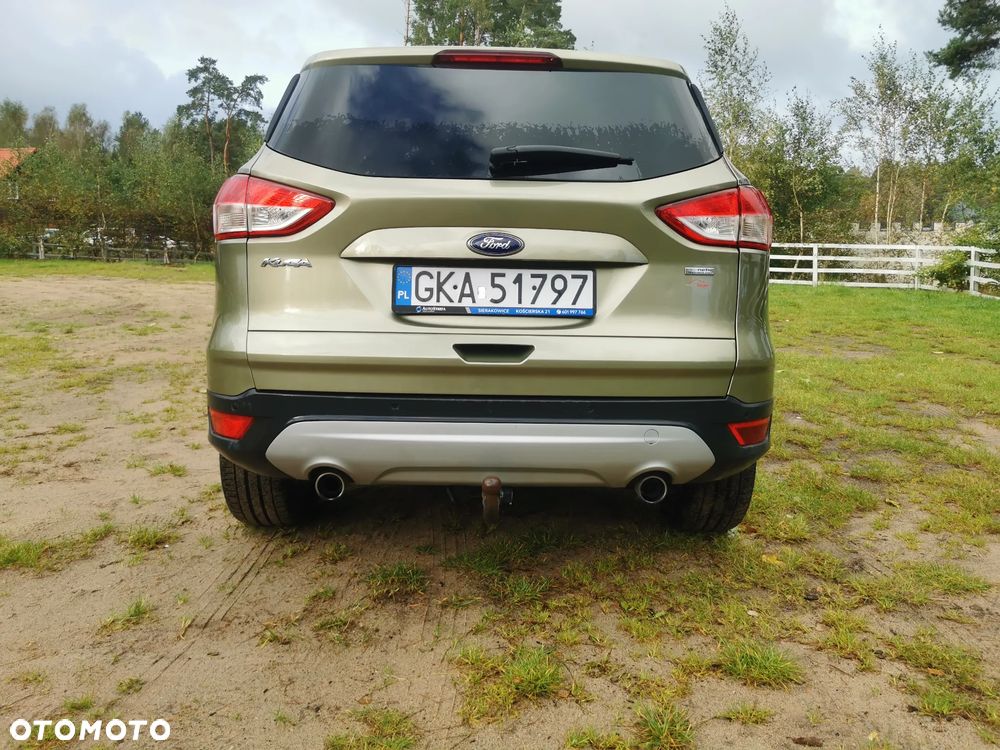 Ford Kuga 1.6 EcoBoost 2x4 Titanium - 5