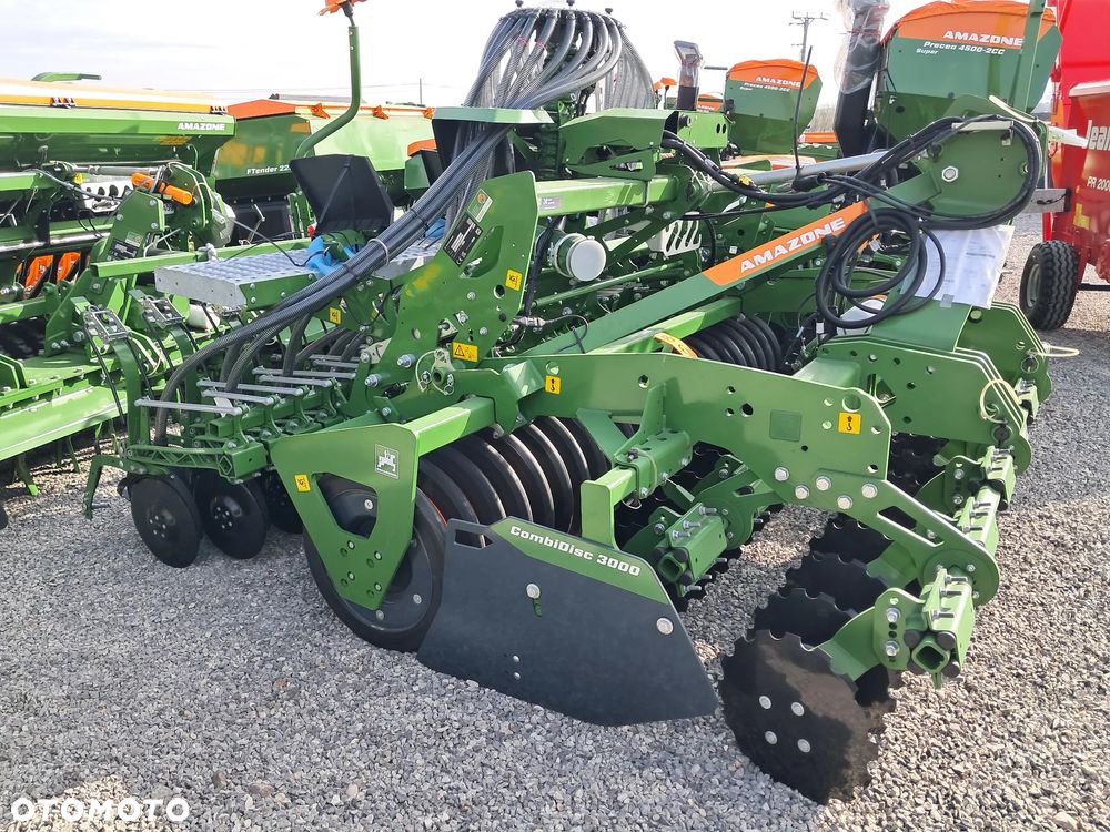 Amazone Avant 3002 CombiDisc 3000 FTender 2200-C - 3