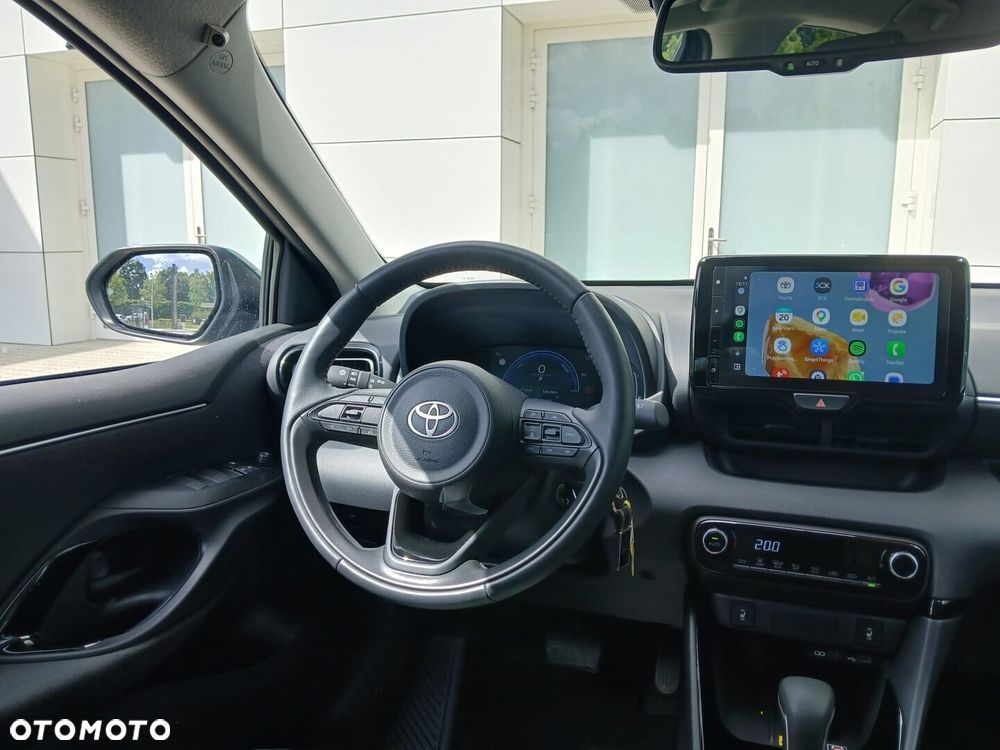 Toyota Yaris 2025 photo 5