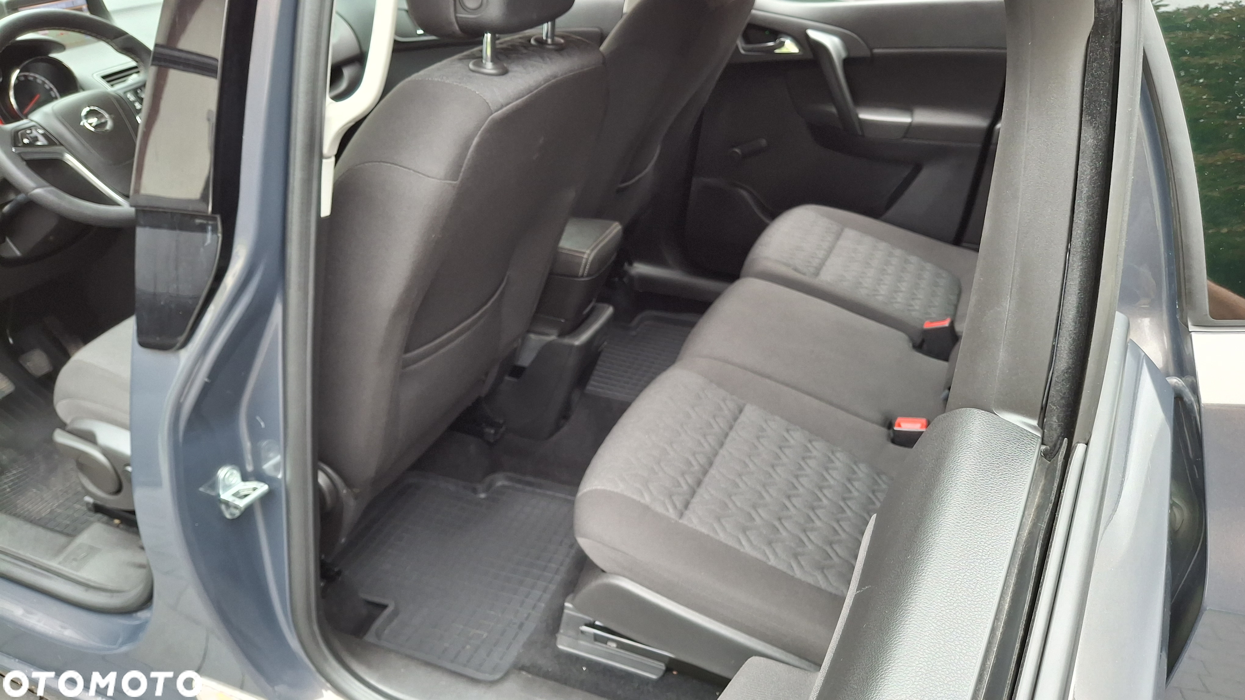 Opel Meriva - 17