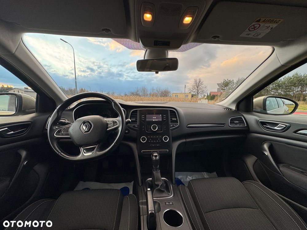 Renault Megane 1.2 Energy TCe Intens - 10