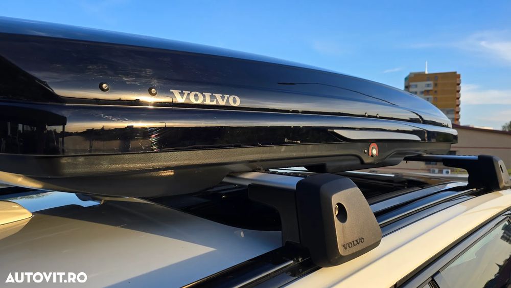 Volvo V60 D4 R-Design - 4