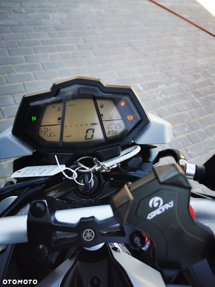 Yamaha MT - 16