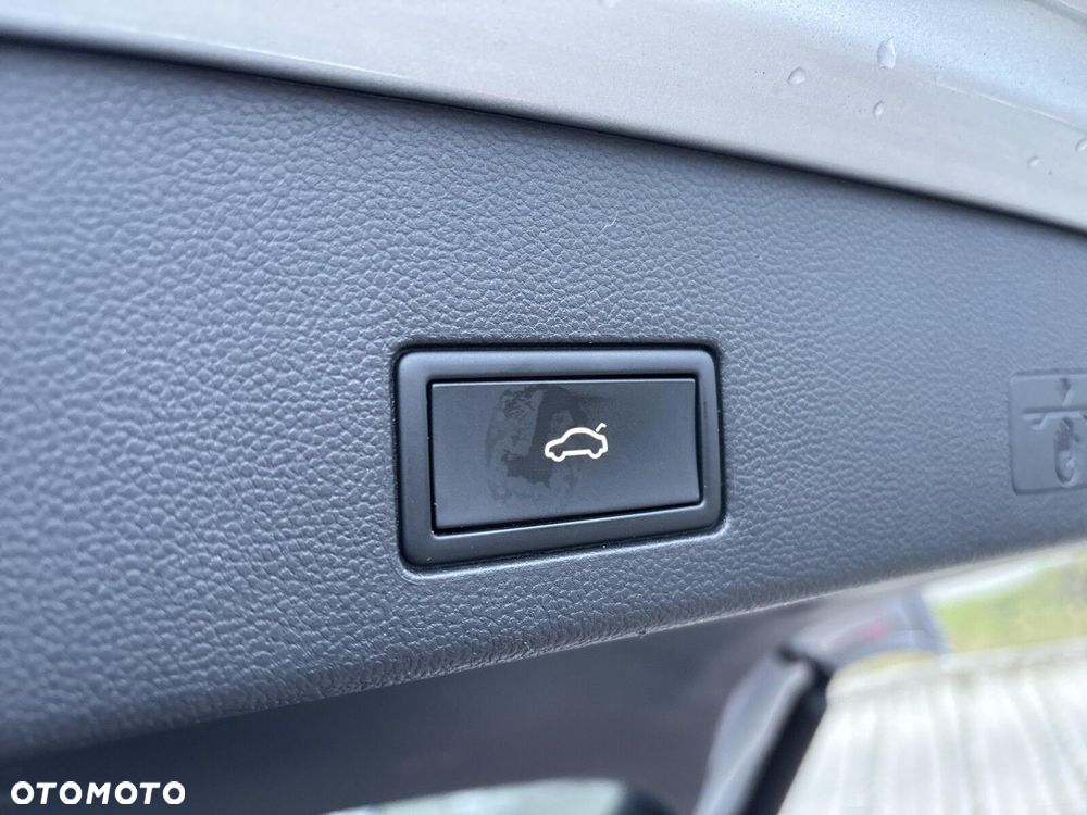 Volkswagen Golf - 36