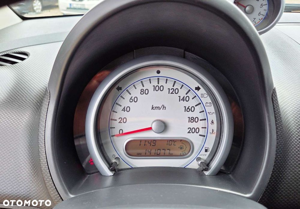 Suzuki Splash - 11