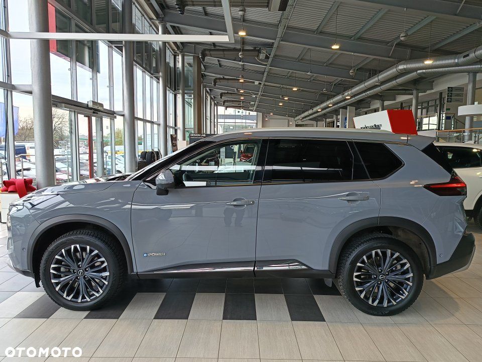 Nissan X-Trail - 4