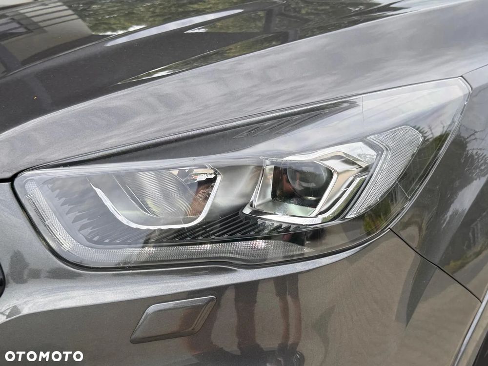 Ford Kuga 1.5 EcoBoost 2x4 ST-Line - 38