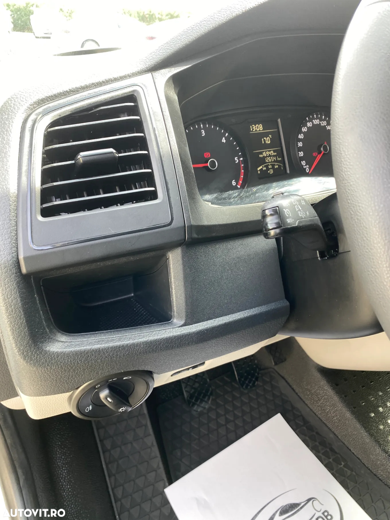 Volkswagen Transporter 2.0TDI 2CULISANTE - 30
