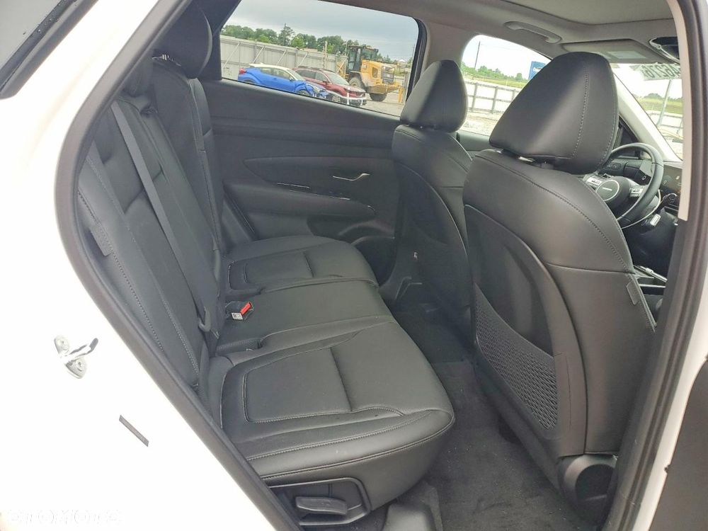 Hyundai Tucson - 11