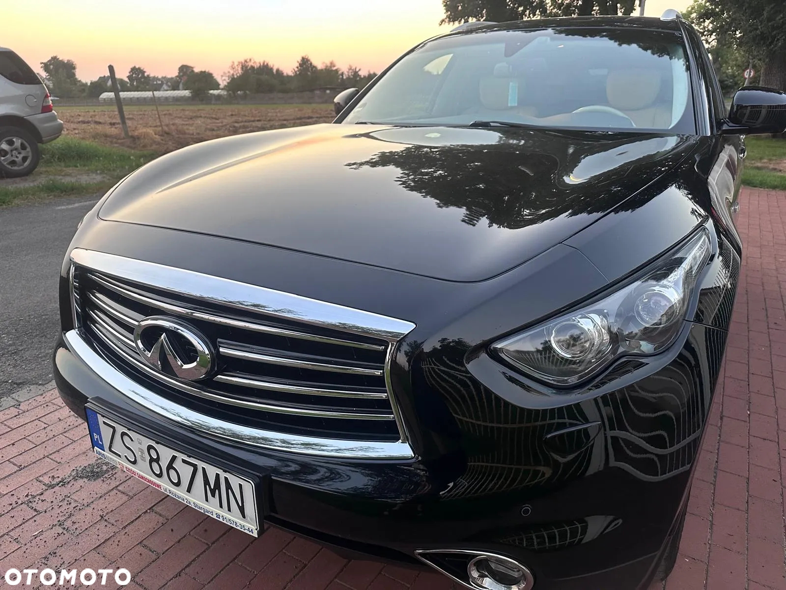 Infiniti QX70 3.0d S Premium - 4