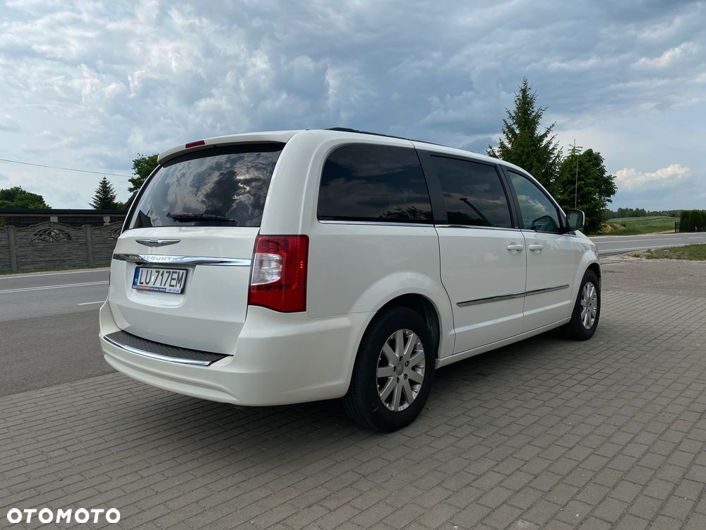 Chrysler Town & Country 3.6 Touring - 4