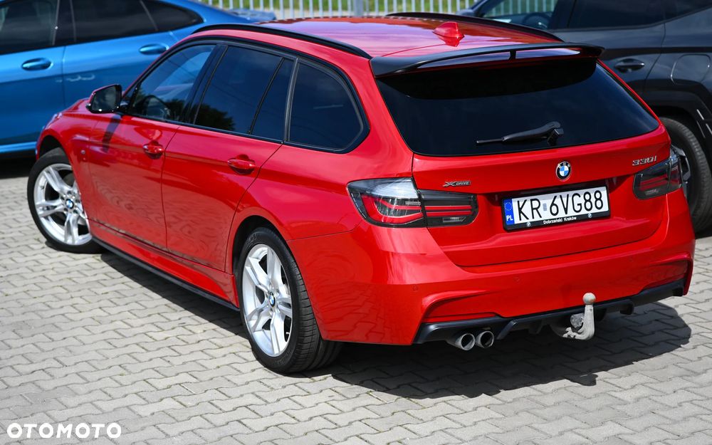 BMW Seria 3 330i GPF xDrive M Sport Shadow - 36