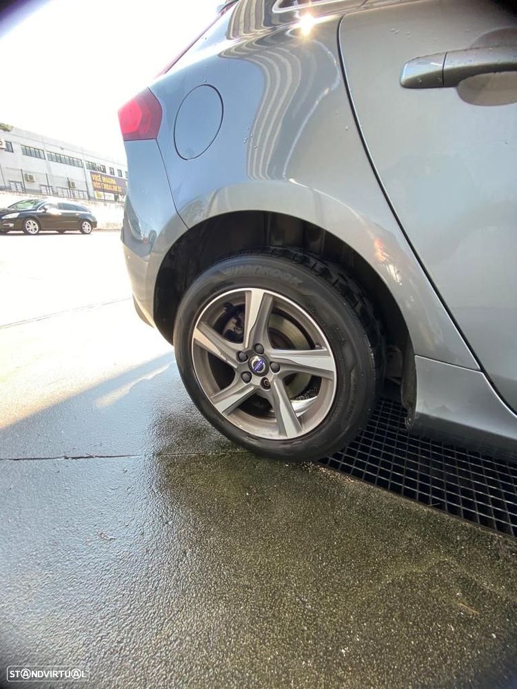 Volvo V40 D4 RDesign - 12