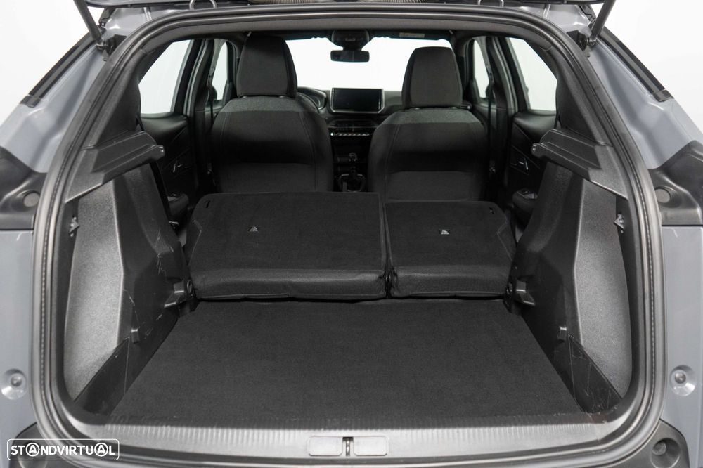 Peugeot 2008 1.2 PureTech Active Pack - 16