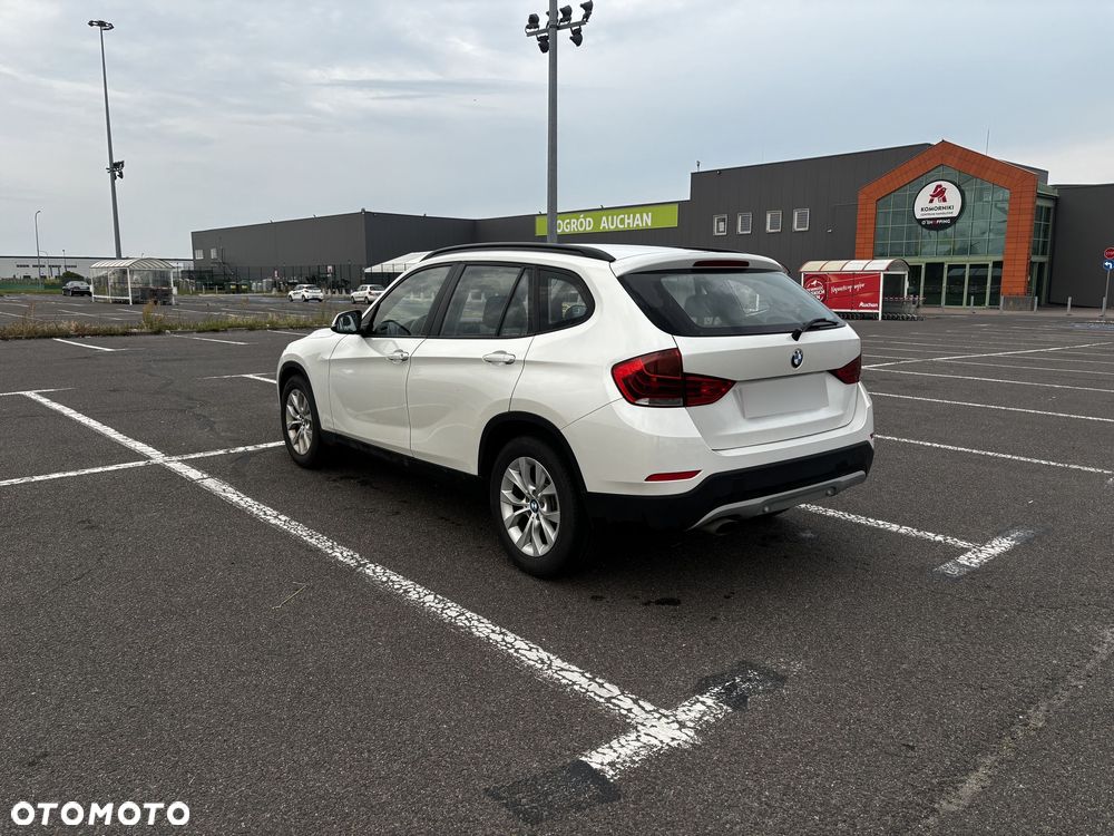 BMW X1 xDrive18d xLine - 16