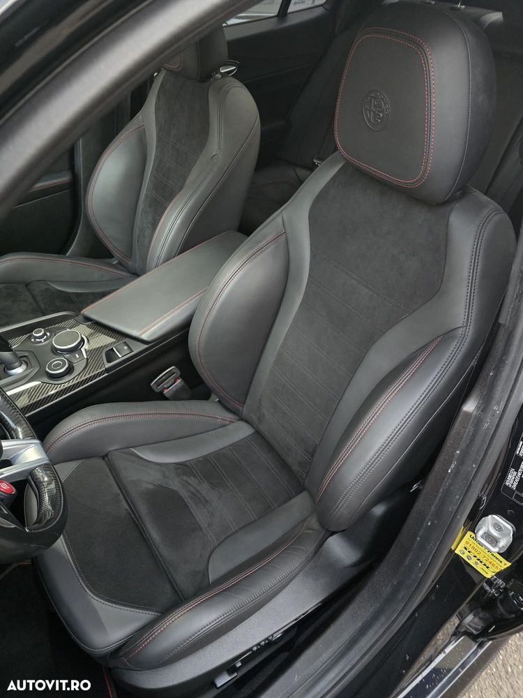 Alfa Romeo Giulia - 6