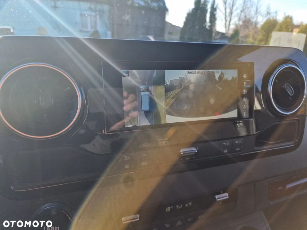 Mercedes-Benz Sprinter 319 CDI H2L4 Automat - 25