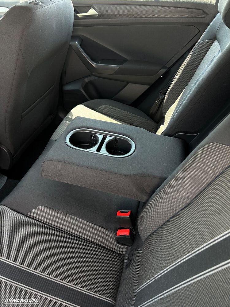 VW T-Roc 1.5 TSI Sport DSG - 11