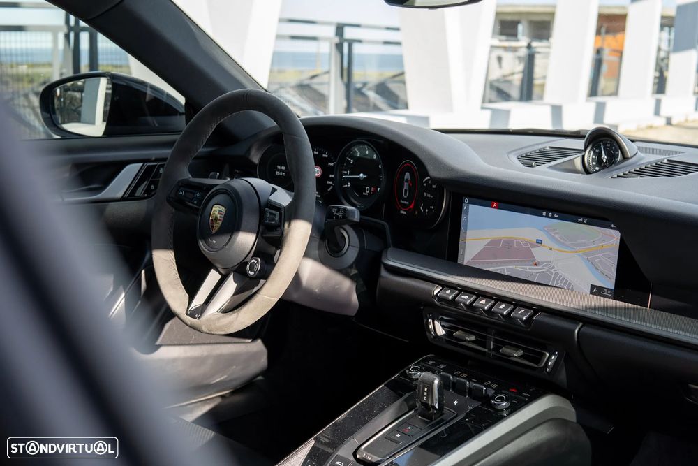 Porsche 911 (992) Carrera PDK - 27