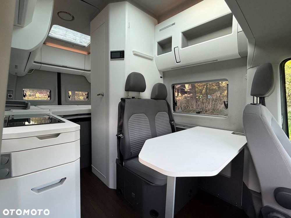 Volkswagen Grand California - 28