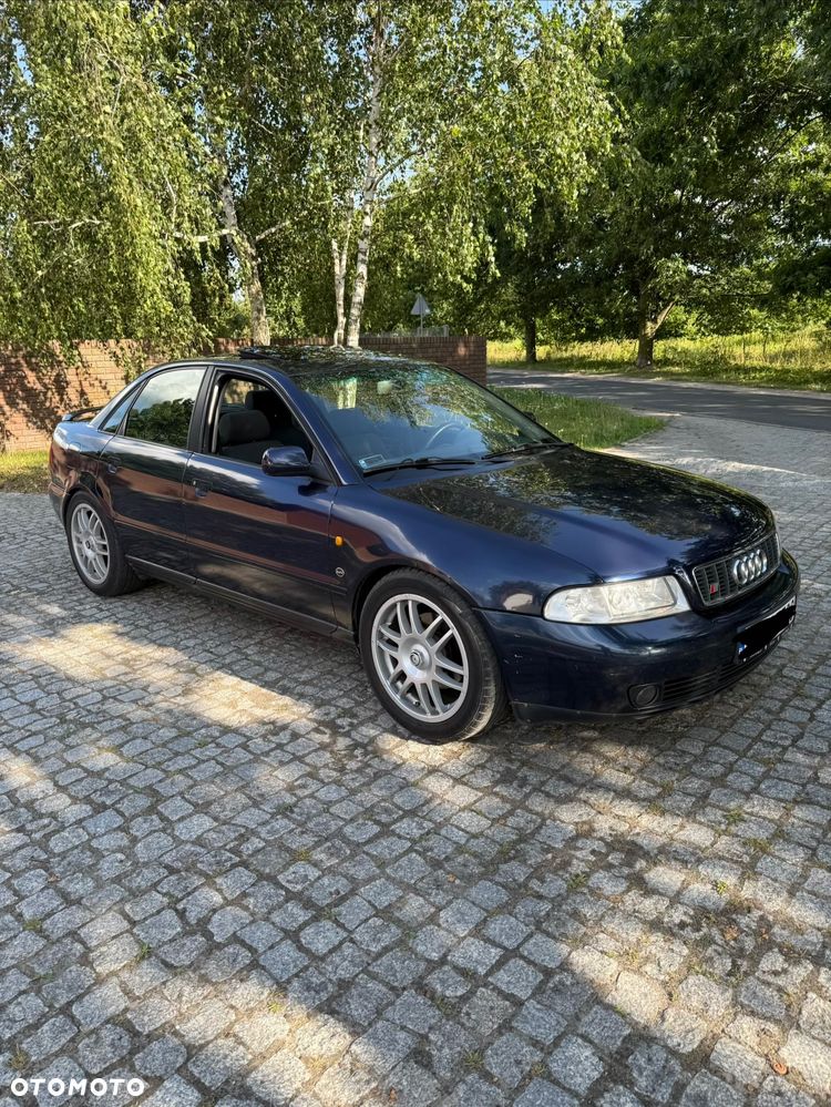 Audi A4 Limousine 1.8T - 4
