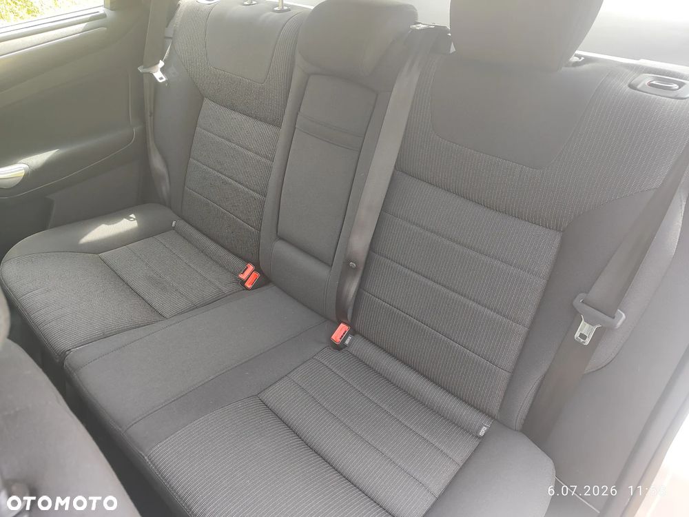 Ford Mondeo 2.0 TDCi Titanium - 16