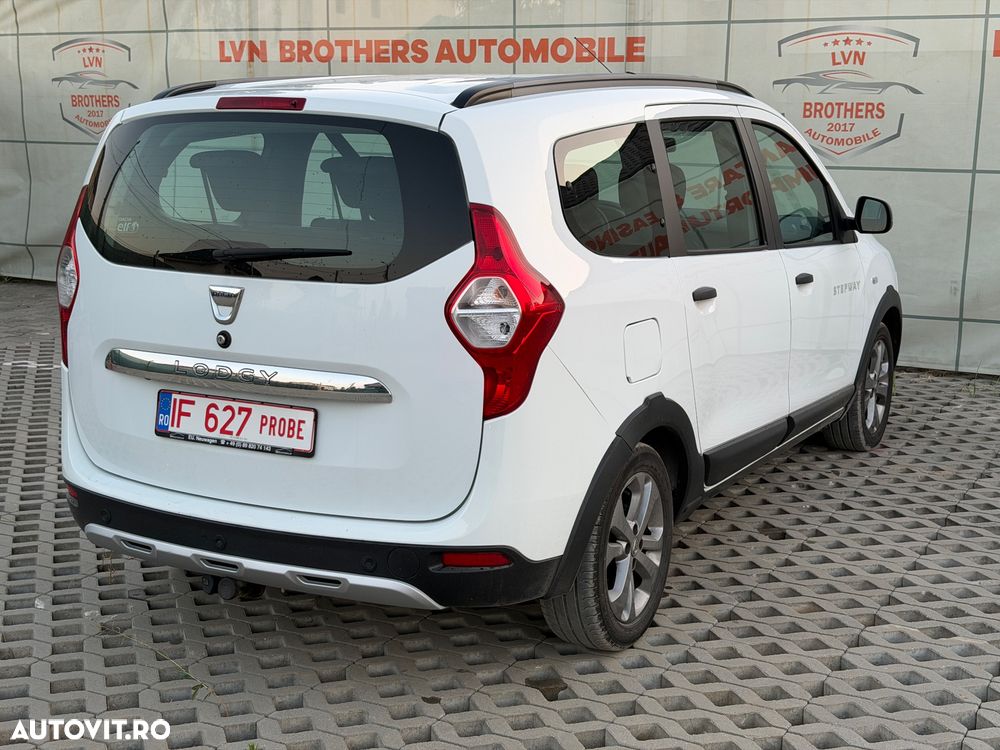 Dacia Lodgy 1.5 dCi 109 CP Stepway - 3