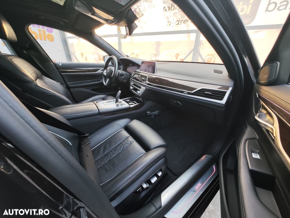 BMW Seria 7 745Le xDrive - 22