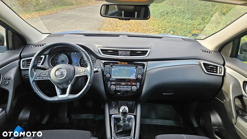 Nissan Qashqai 1.3 DIG-T N-CONNECTA - 16