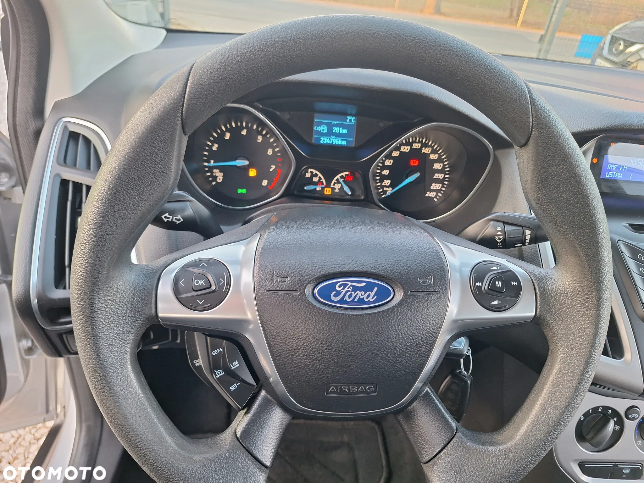 Ford Focus 1.6 Ambiente - 18