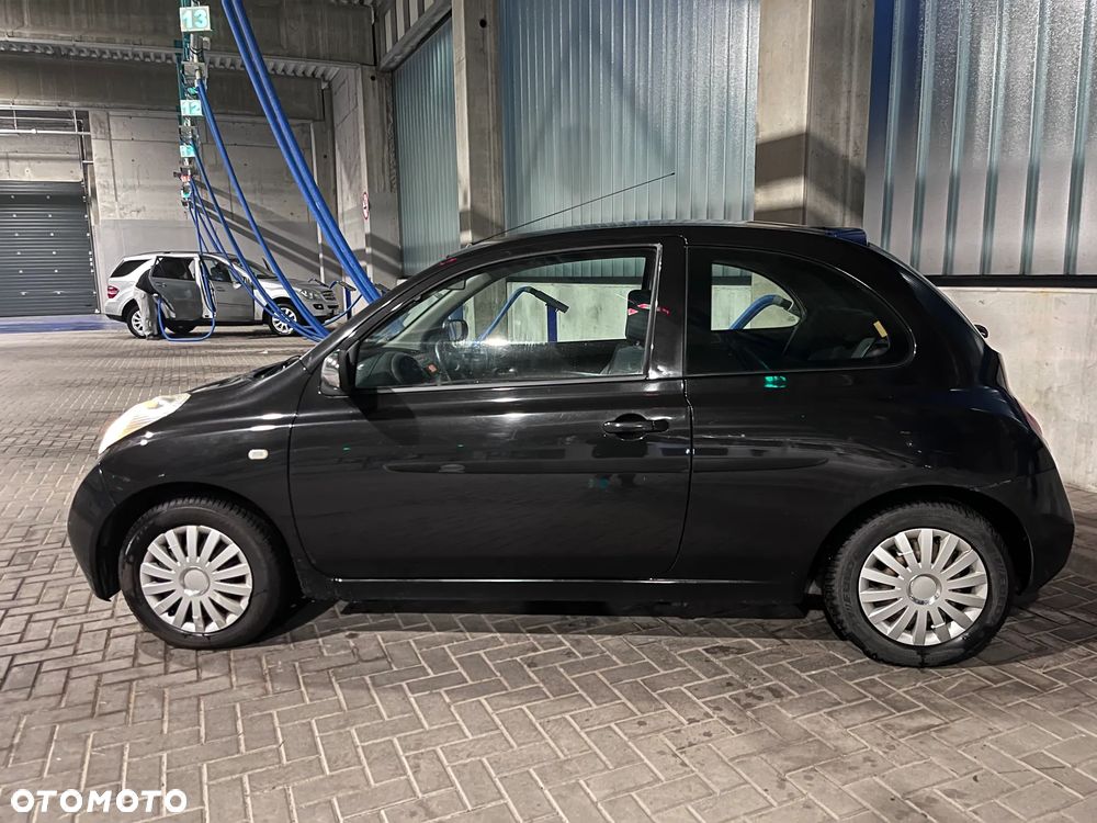 Nissan Micra 2004 photo 4