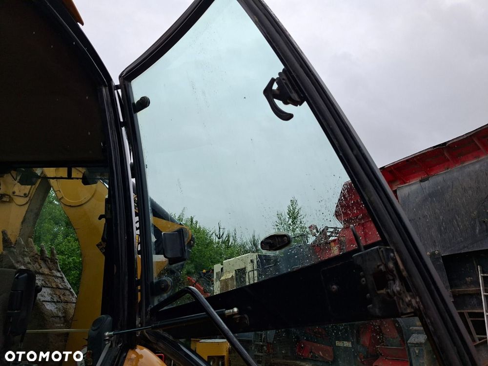 Caterpillar 429E 4X4 - 10