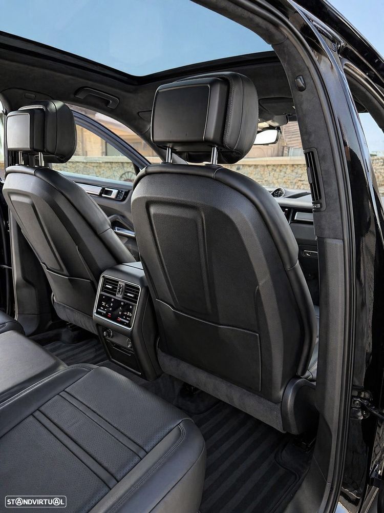 Porsche Cayenne Coupé Turbo S E-Hybrid Tiptronic S - 8